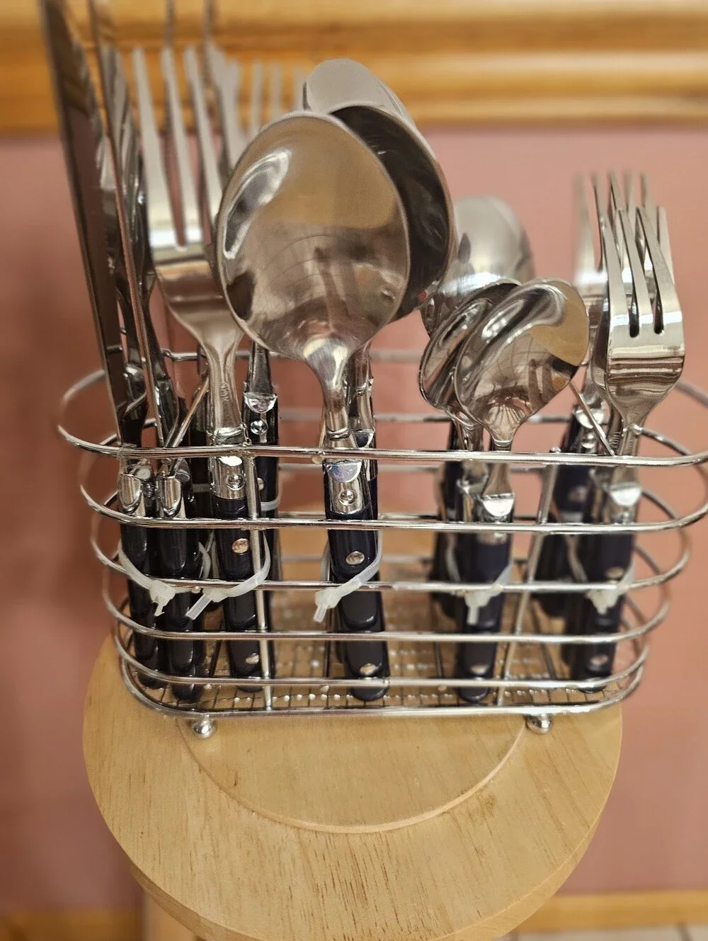 Never Used 20 Piece Stainless Steel Flatware Set With Caddy